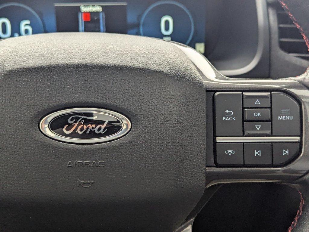 Used 2023 Ford Expedition Limited AWD/4WD image 17