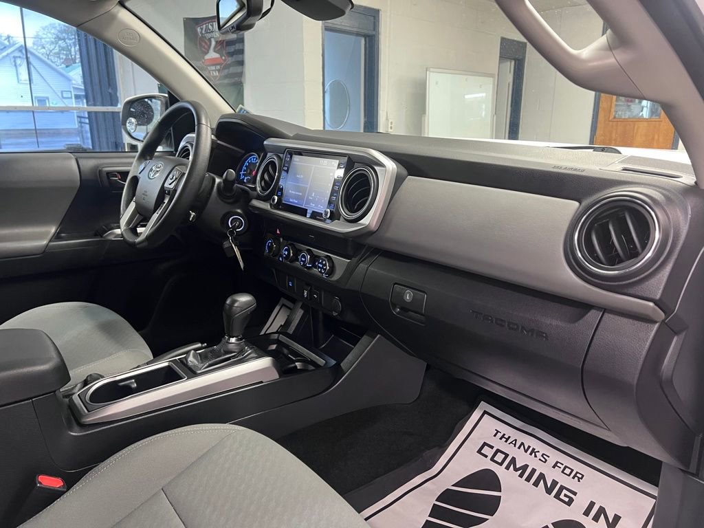 Used 2020 Toyota Tacoma SR5 image 17