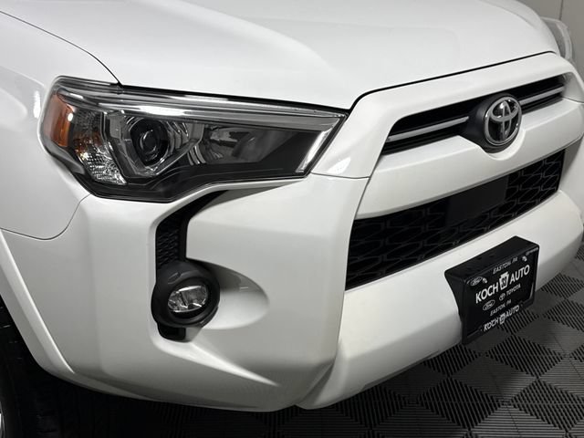 Used 2023 Toyota 4Runner SR5 Premium AWD/4WD image 12