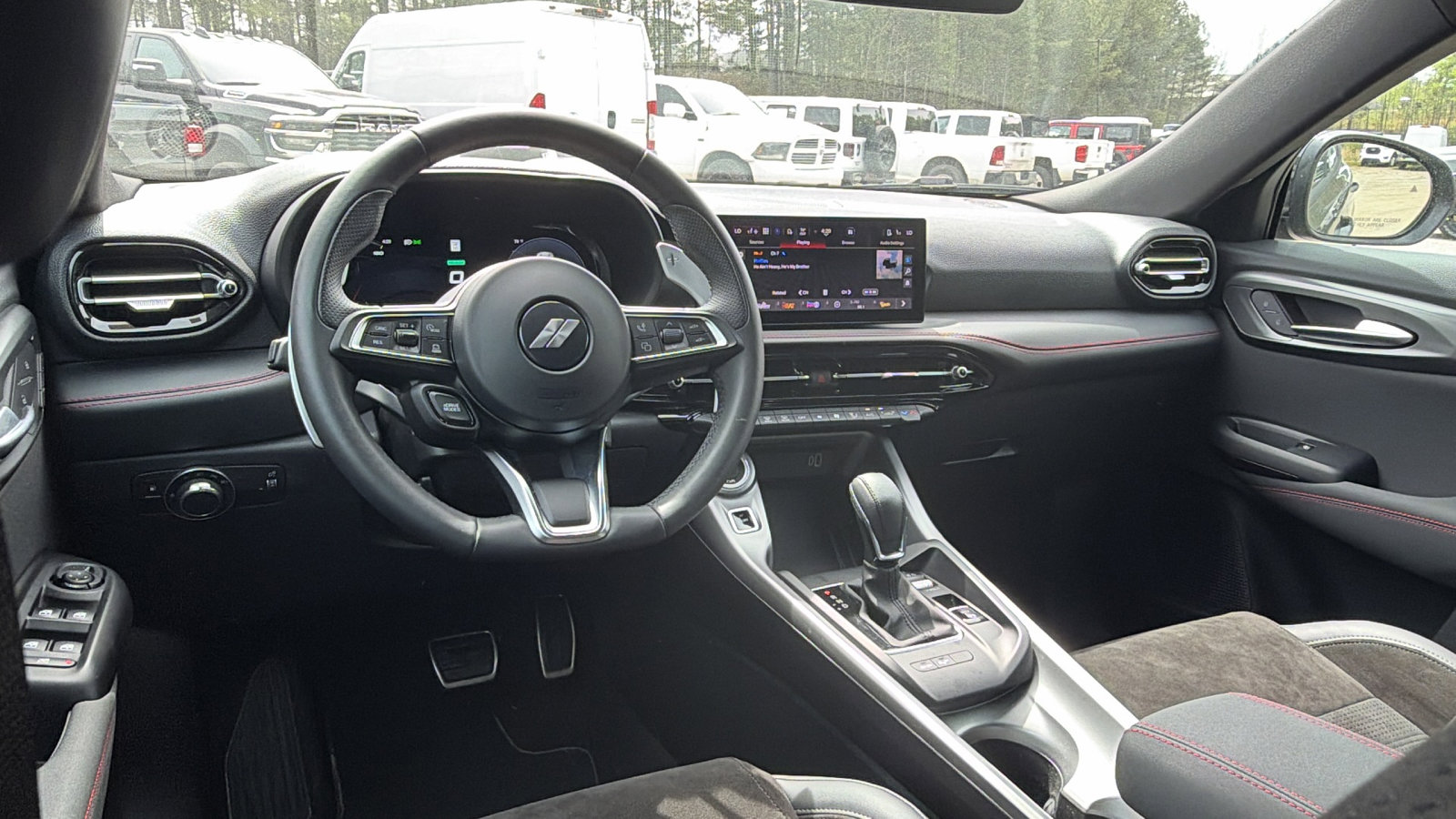 Used 2025 Dodge Hornet R/T image 24