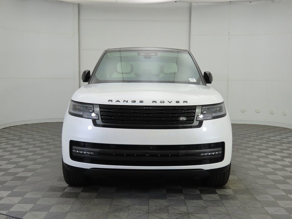 New 2025 Land Rover Range Rover Long Wheelbase SE image 2