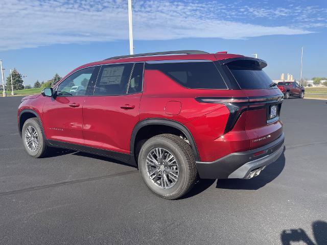 New 2026 Chevrolet Traverse LT image 3