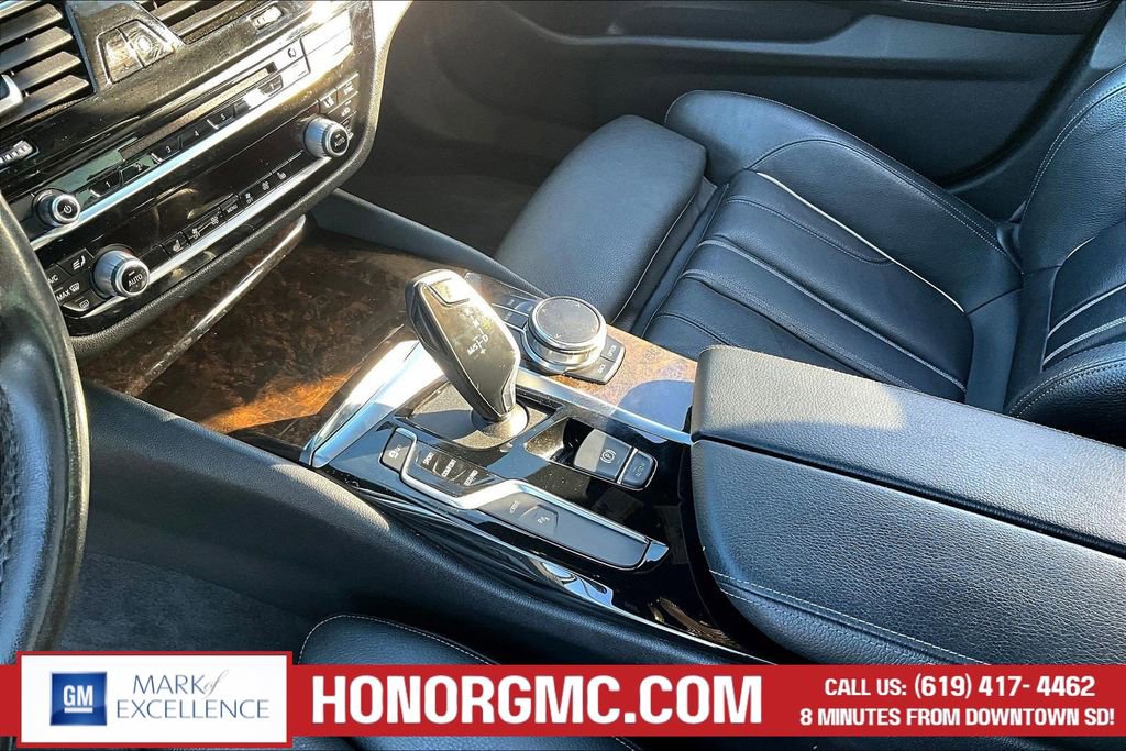 Used 2019 BMW 530e w/ Convenience Package image 17