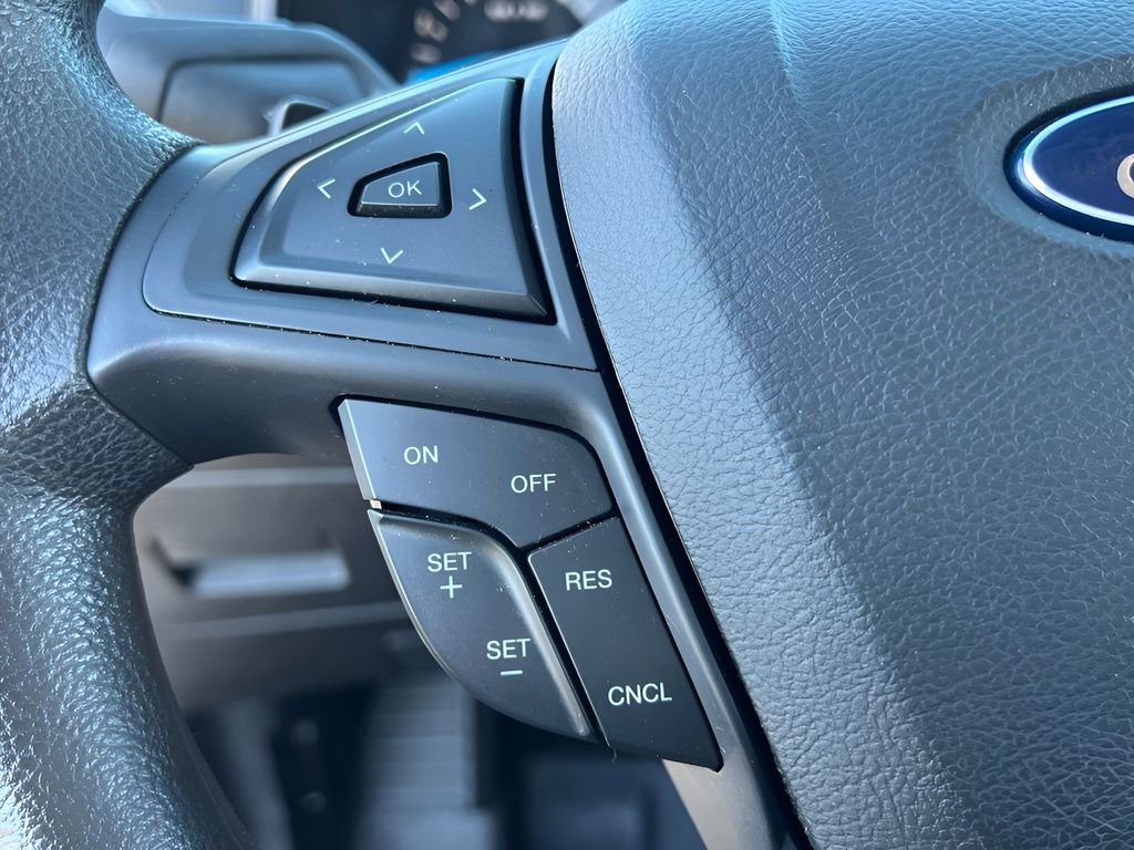 Used 2017 Ford Edge SE image 21