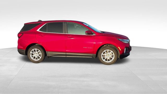 Certified 2024 Chevrolet Equinox LT w/ LPO, Floor Liner Package FWD image 2
