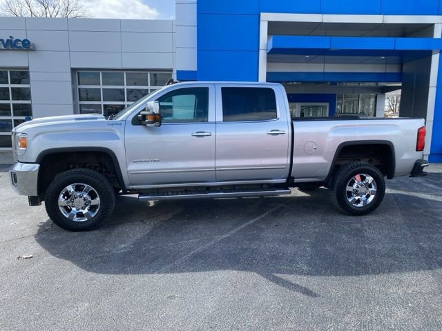 Used 2017 GMC Sierra 2500 SLT w/ Duramax Plus Package image 2