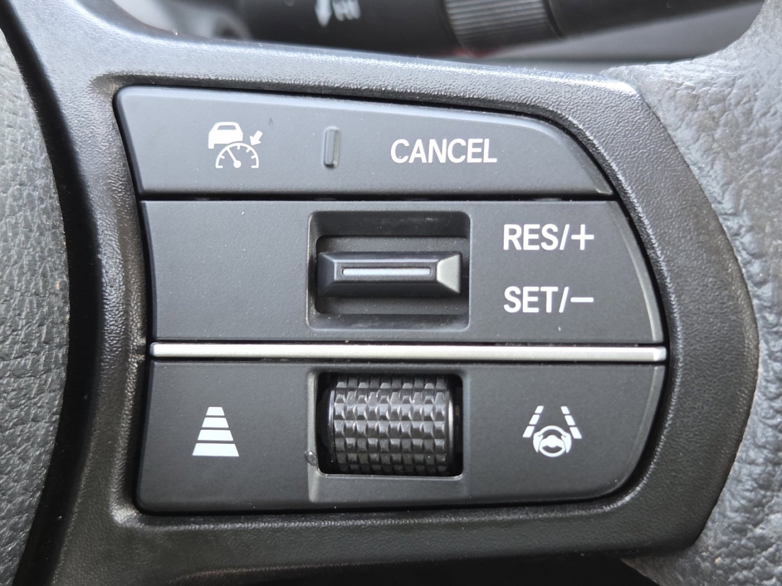 Used 2023 Honda Accord EX image 10