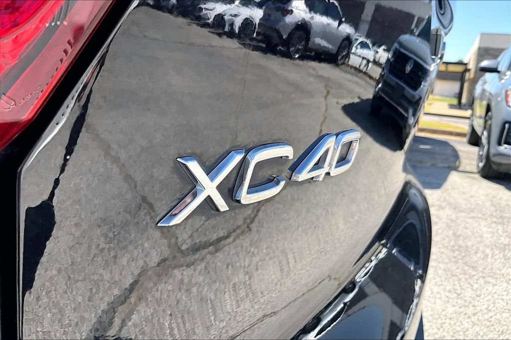 Used 2025 Volvo XC40 B5 Core AWD/4WD image 42