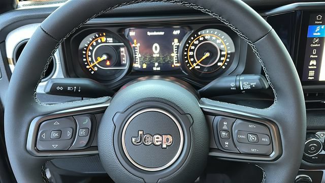 New 2026 Jeep Gladiator Sport AWD/4WD image 10