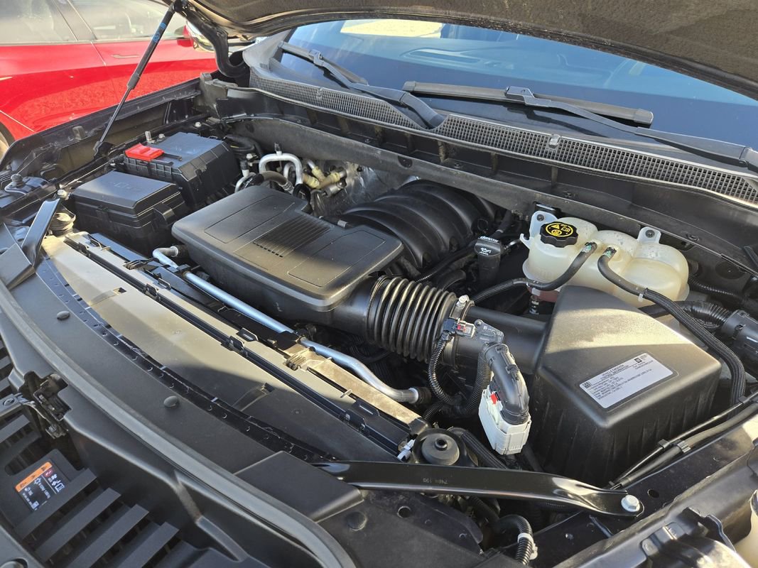 Used 2021 Chevrolet Tahoe Premier w/ Premium Package image 35