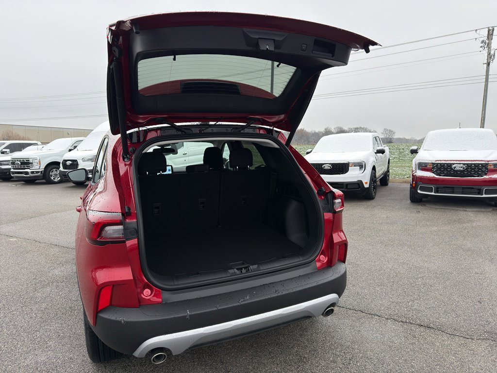New 2026 Ford Escape Active w/ Cold Weather Package FWD image 16