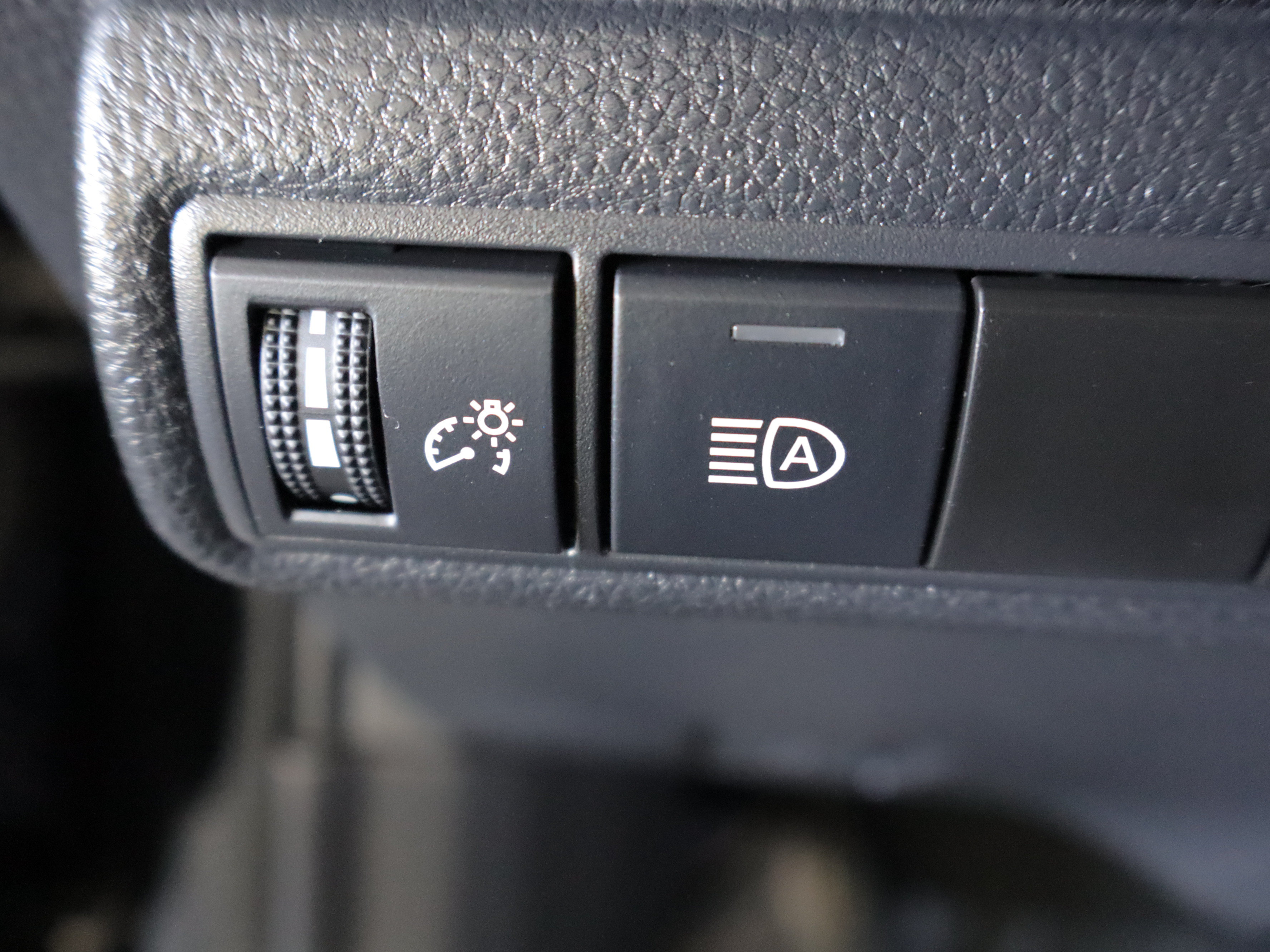 Used 2024 Toyota Corolla LE FWD image 18