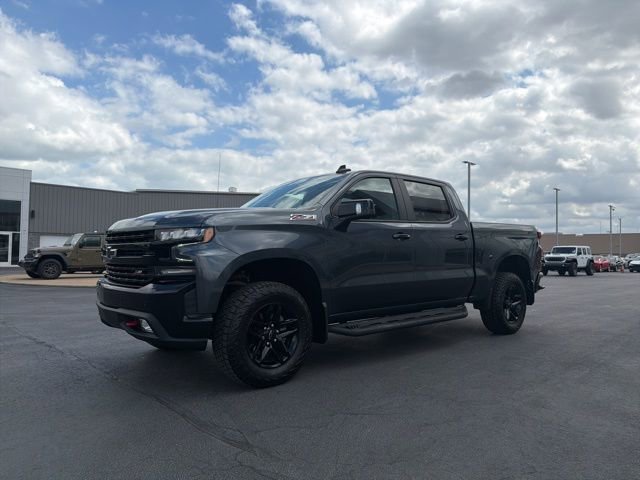 Used 2021 Chevrolet Silverado 1500 LT Trail Boss w/ Convenience Package II image 3
