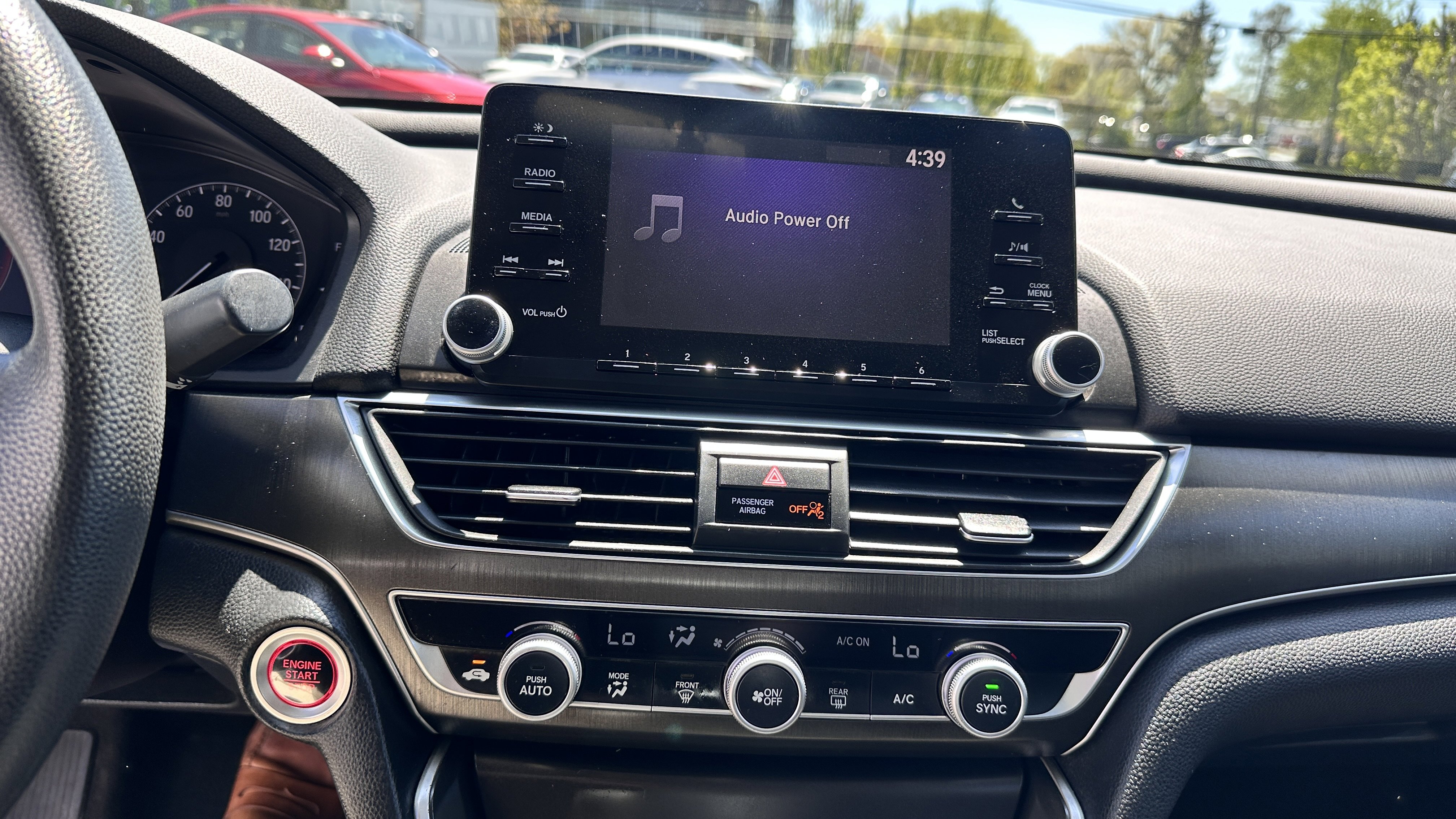 Used 2018 Honda Accord LX image 10
