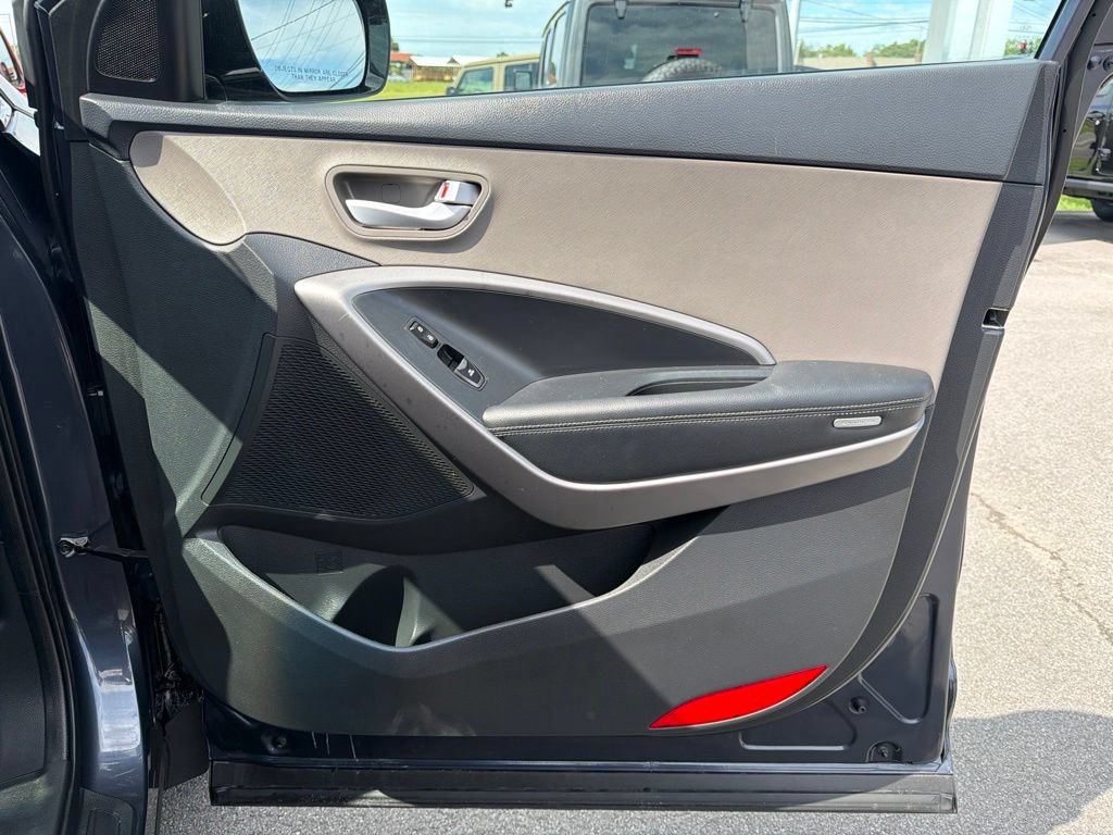 Used 2016 Hyundai Santa Fe Sport FWD image 20