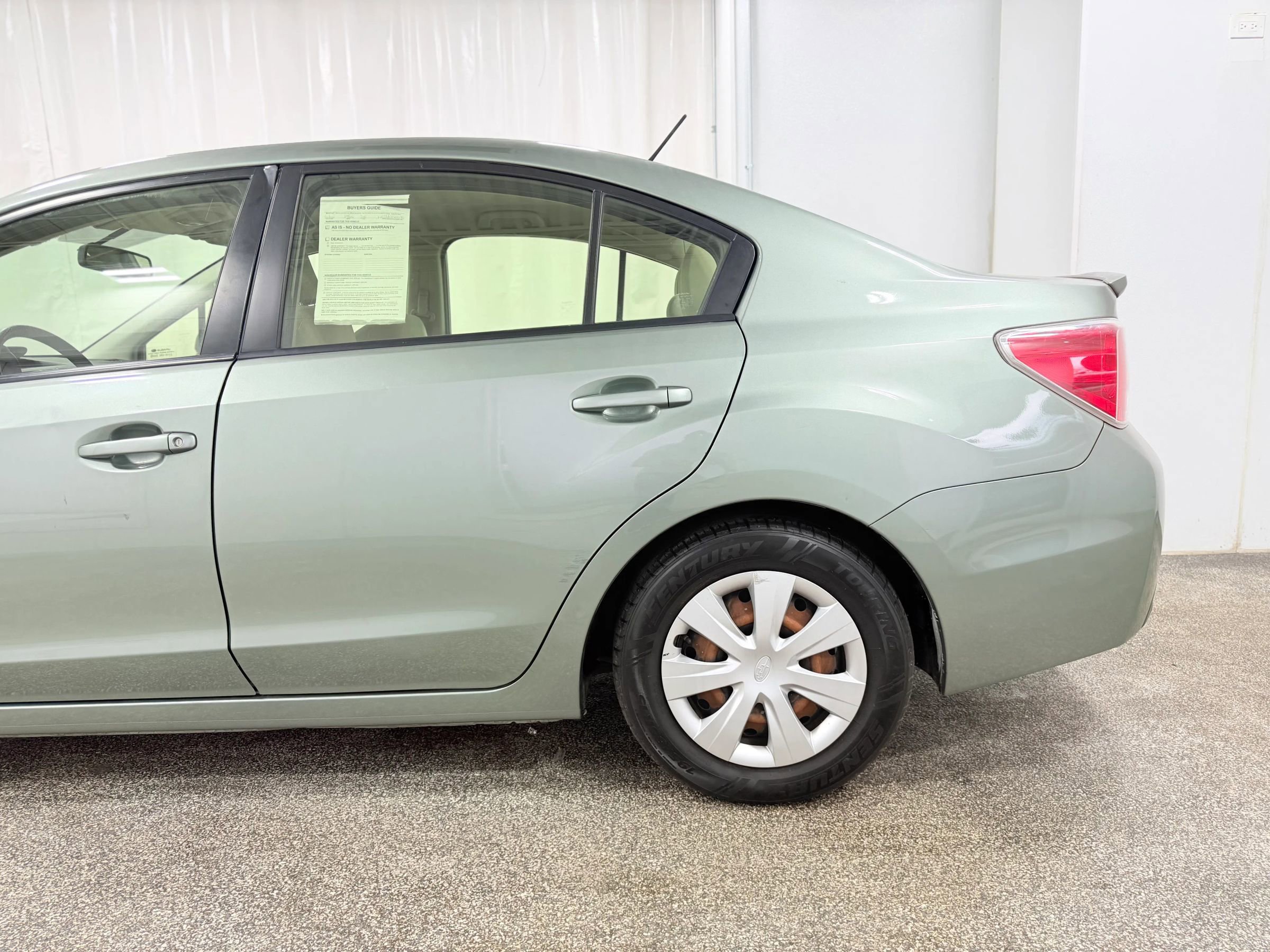 Used 2016 Subaru Impreza 2.0i image 5