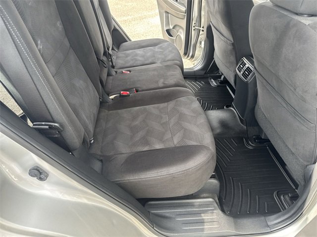 Used 2016 Nissan Rogue SV image 11