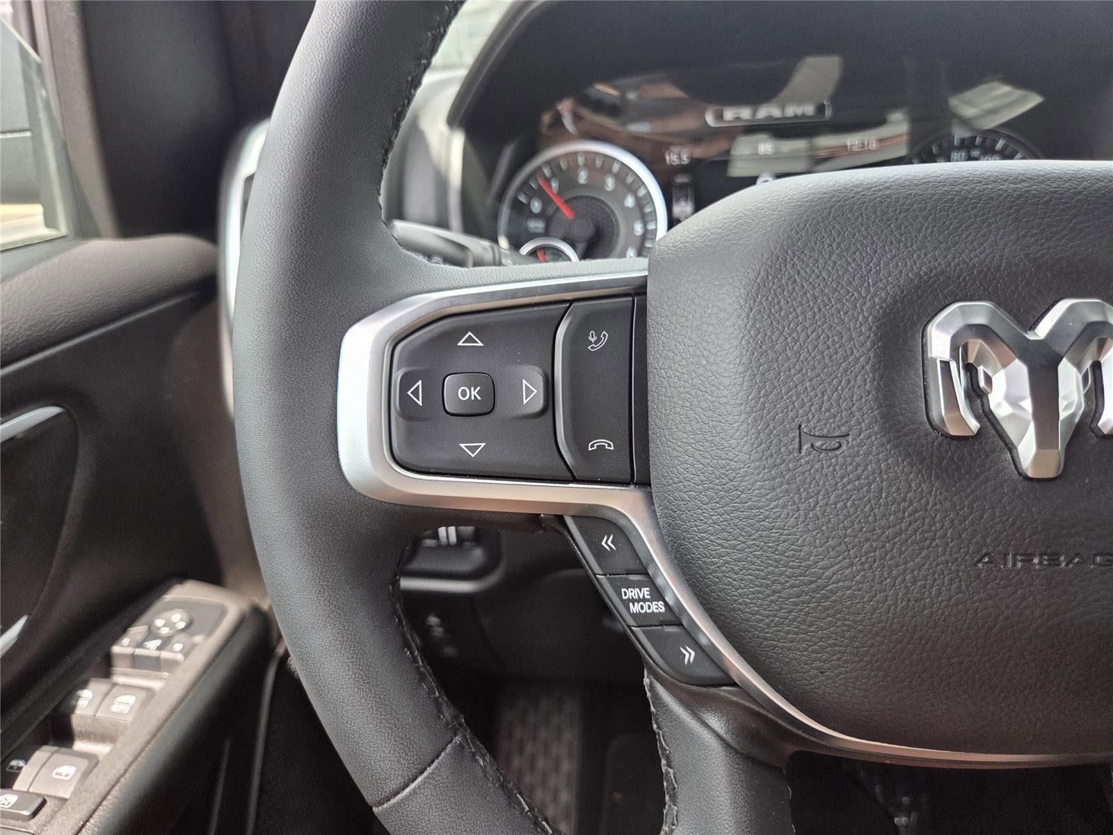 Used 2025 RAM 1500 Big Horn AWD/4WD image 28