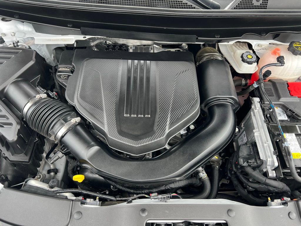 Used 2024 Chevrolet Traverse RS image 53