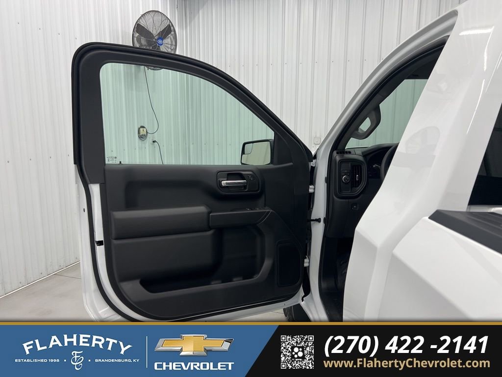 Used 2026 Chevrolet Silverado 1500 W/T w/ Trailering Package image 8