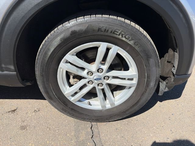 Used 2022 Ford Explorer XLT image 14