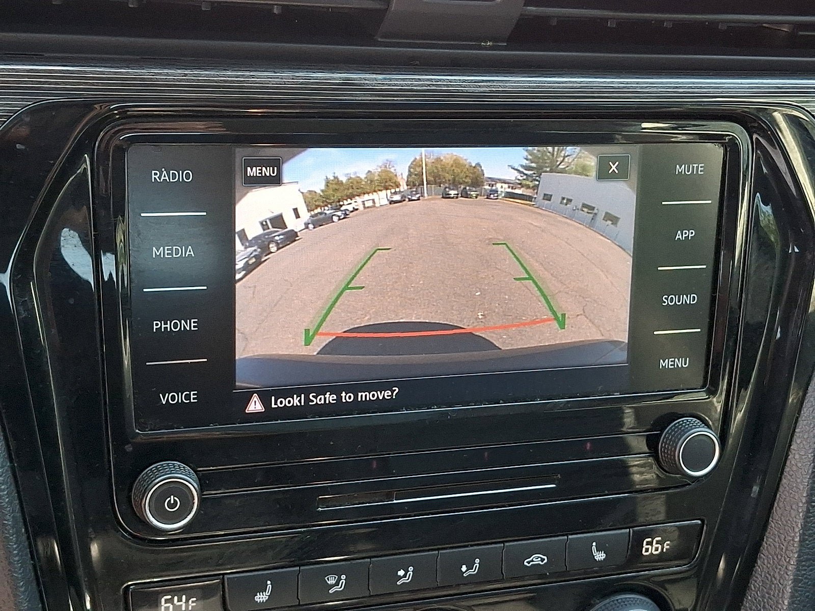 Used 2020 Volkswagen Passat 2.0T R-Line FWD image 18