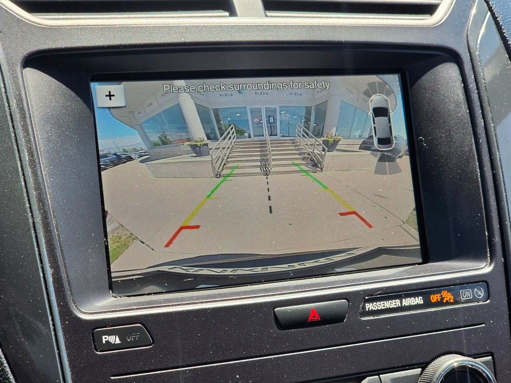 Used 2019 Ford Explorer XLT w/ Equipment Group 202A AWD/4WD image 22
