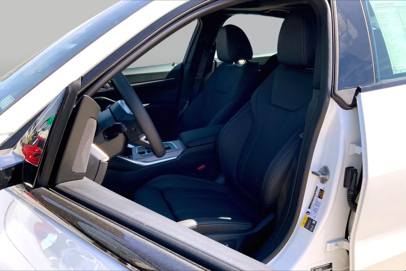 New 2026 BMW i4 xDrive40i w/ M Sport Package AWD/4WD image 9