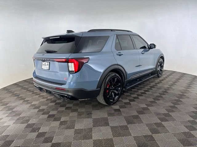 Used 2025 Ford Explorer ST AWD/4WD image 7