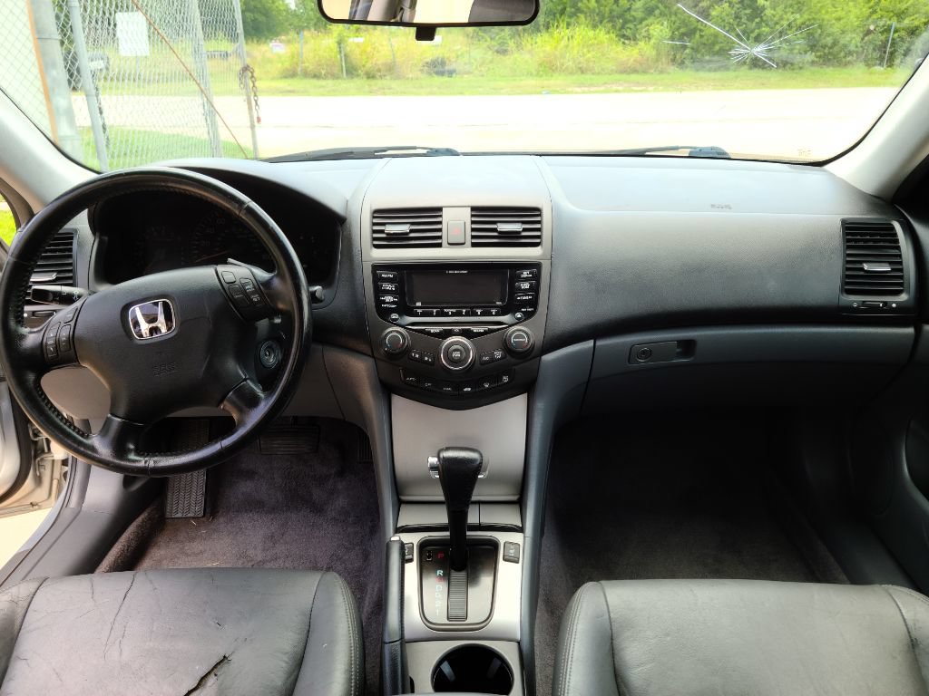 Used 2005 Honda Accord Hybrid Sedan image 18