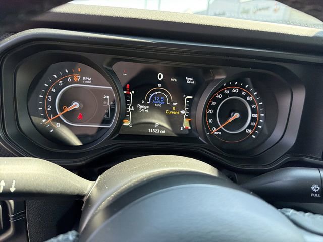 Used 2025 Jeep Gladiator Rubicon image 19
