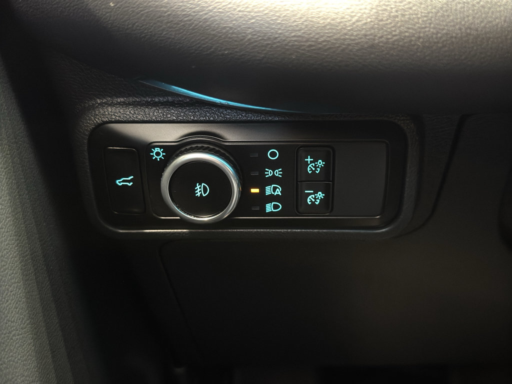 Used 2025 Ford Explorer ST AWD/4WD image 34