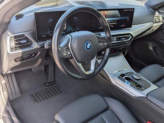 Used 2023 BMW i4 eDrive35 RWD image 10