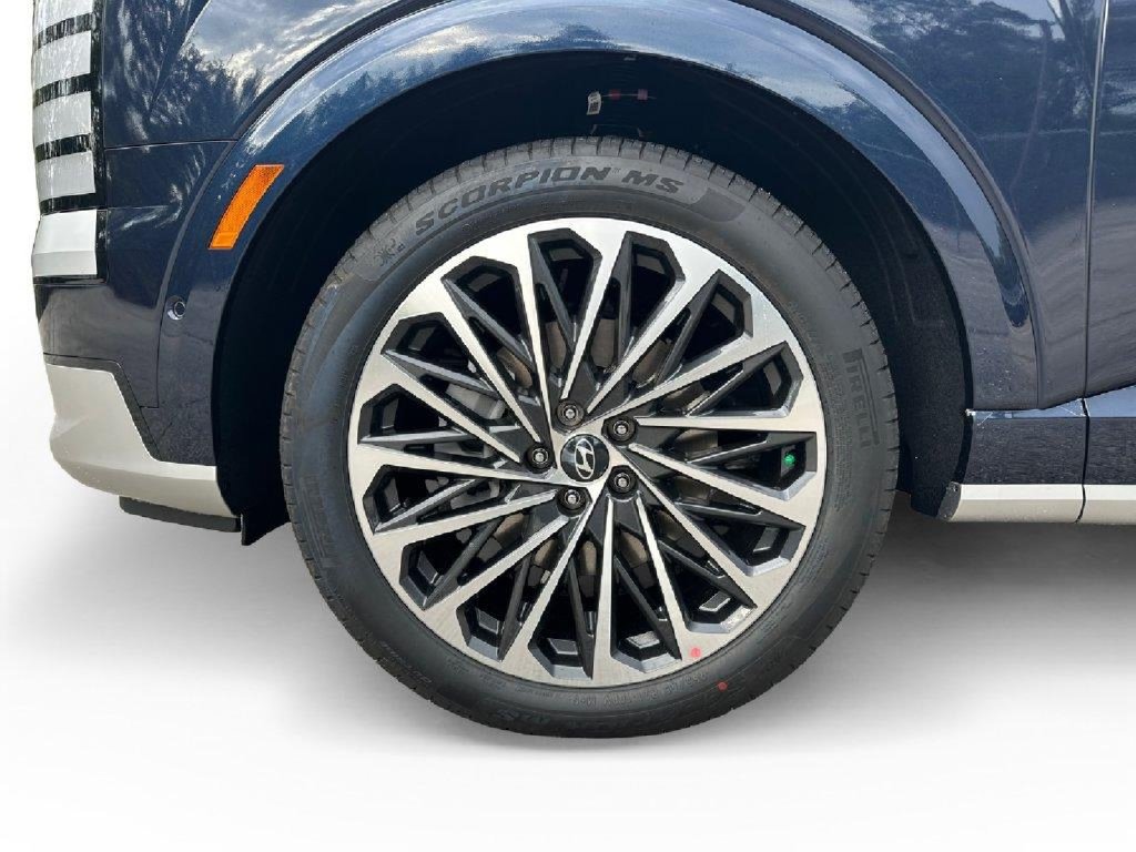 New 2027 Hyundai Palisade Calligraphy FWD image 9