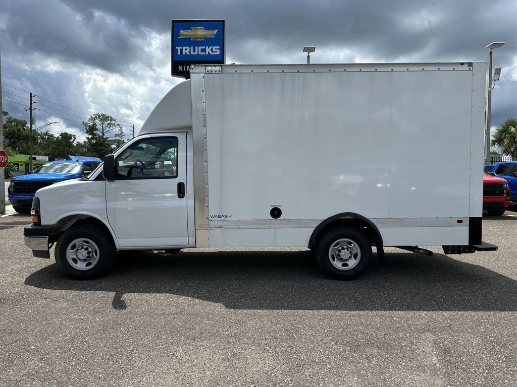 New 2025 Chevrolet Express 3500 w/ Power Convenience Package image 13