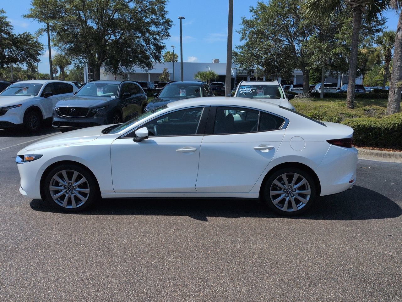Used 2022 MAZDA MAZDA3 s FWD image 7