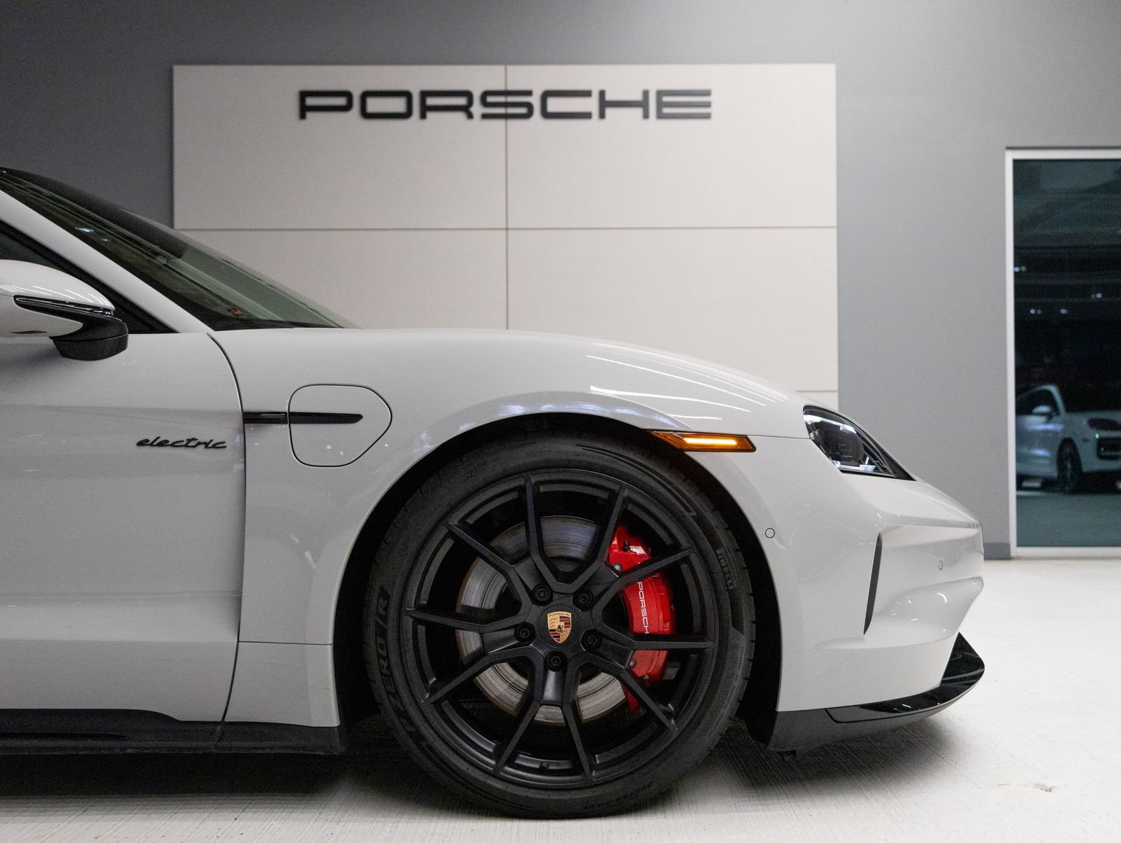 New 2026 Porsche Taycan GTS AWD/4WD image 11