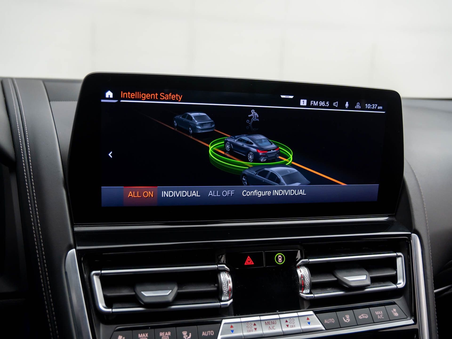 Certified 2025 BMW M850i xDrive Coupe image 26