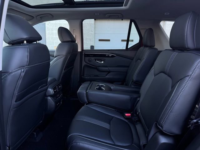 New 2025 Honda Pilot Touring image 21