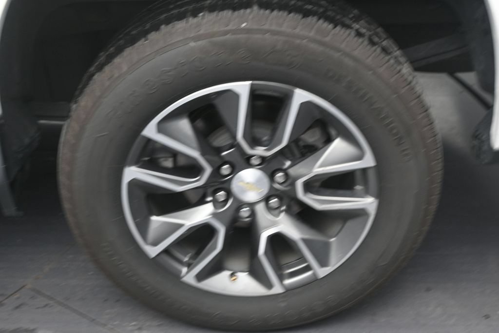 Used 2022 Chevrolet Silverado 1500 LT RWD image 9