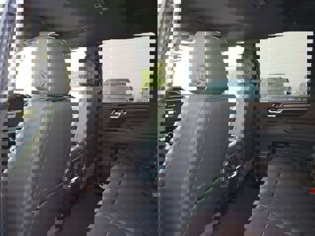 New 2026 GMC Sierra 2500 Denali w/ Denali Reserve Package image 11