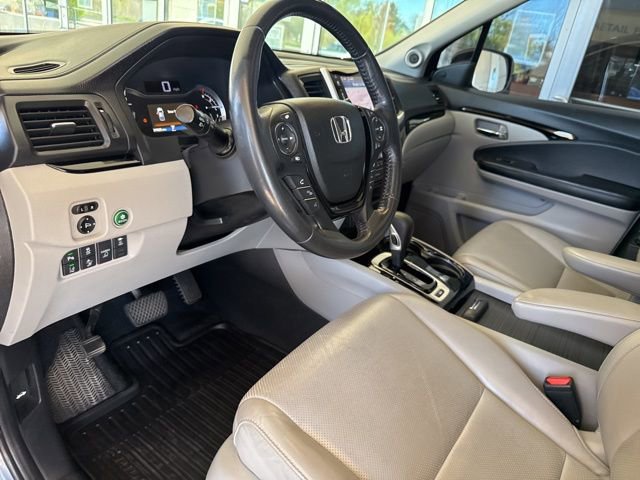 Used 2017 Honda Ridgeline RTL-E image 33