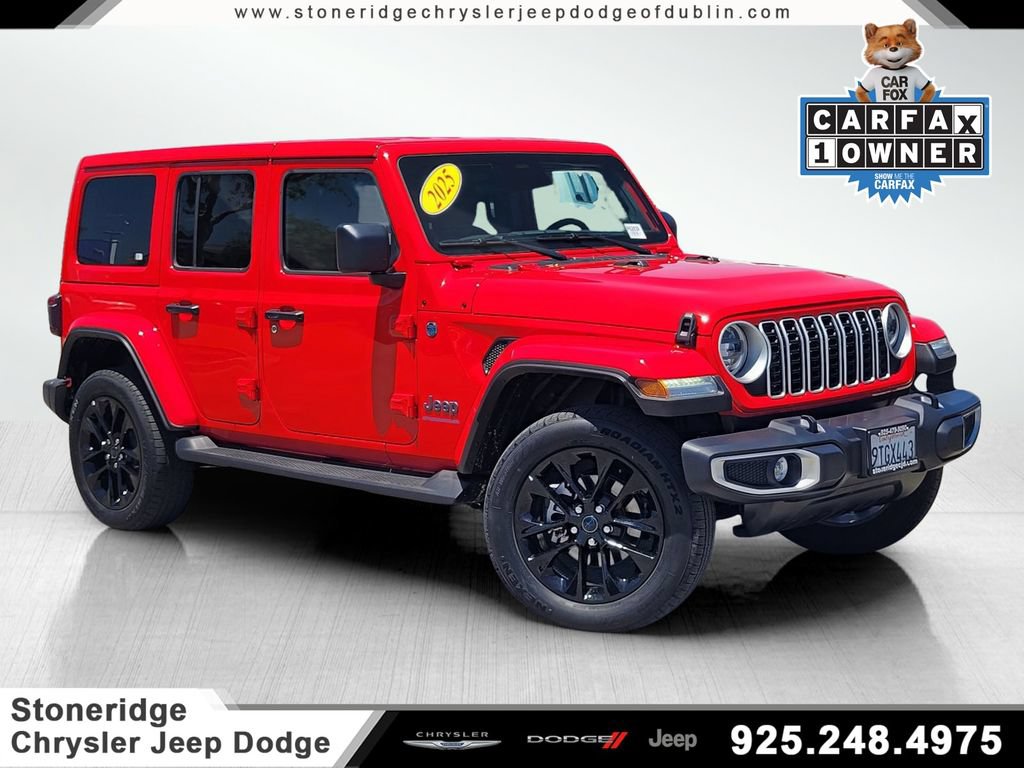 Used 2025 Jeep Wrangler Unlimited Sahara AWD/4WD image 1
