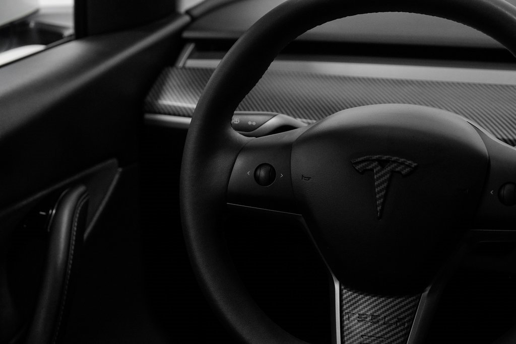 Used 2020 Tesla Model Y Performance image 24