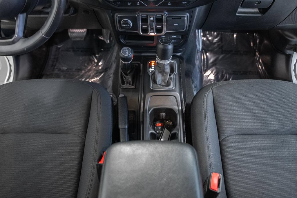 Certified 2022 Jeep Gladiator Sport AWD/4WD image 27