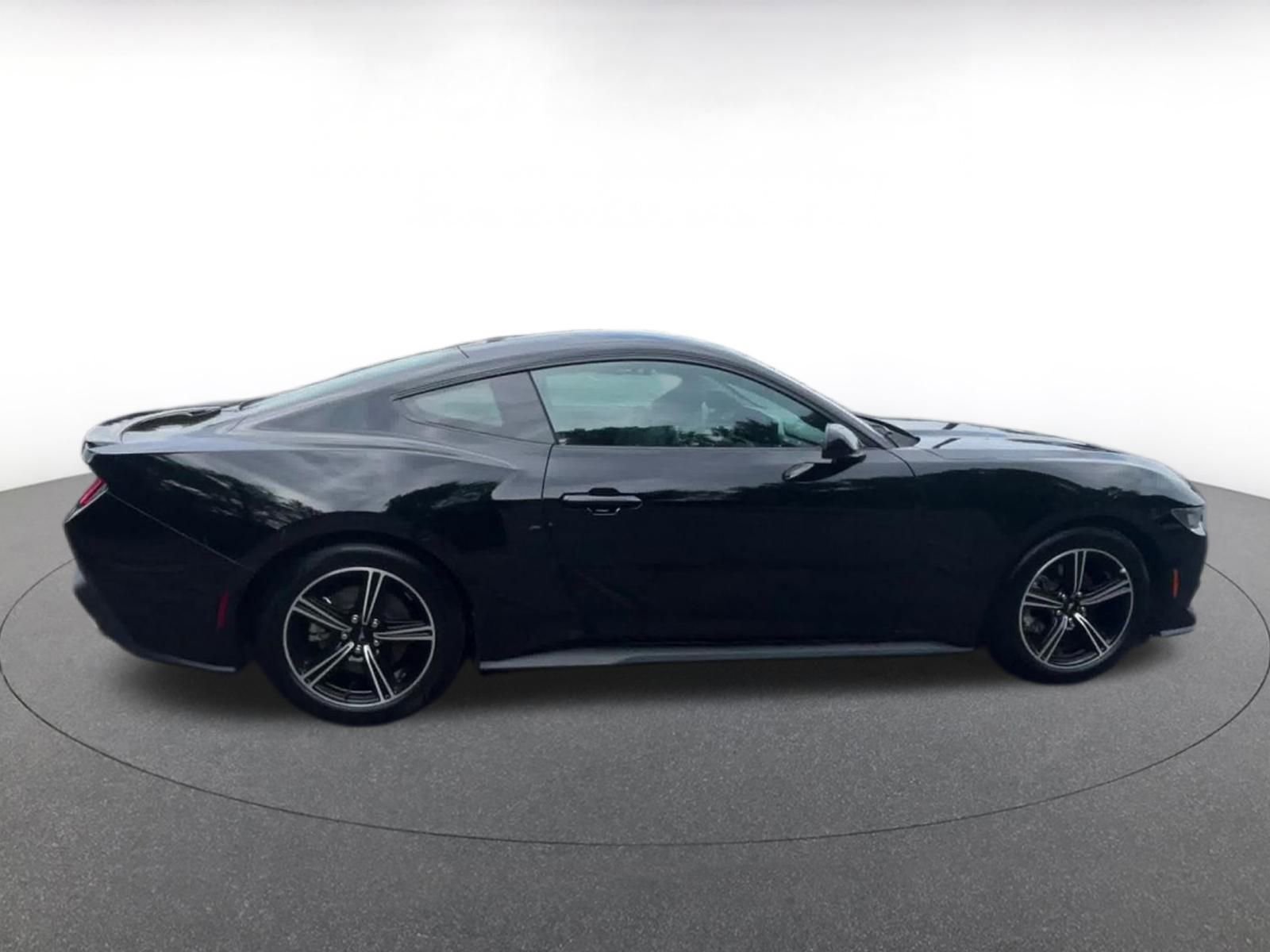 Used 2024 Ford Mustang Premium image 16