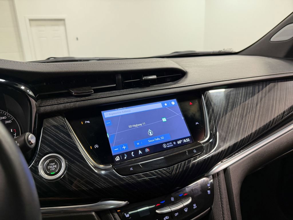Used 2023 Cadillac XT6 Premium Luxury image 81