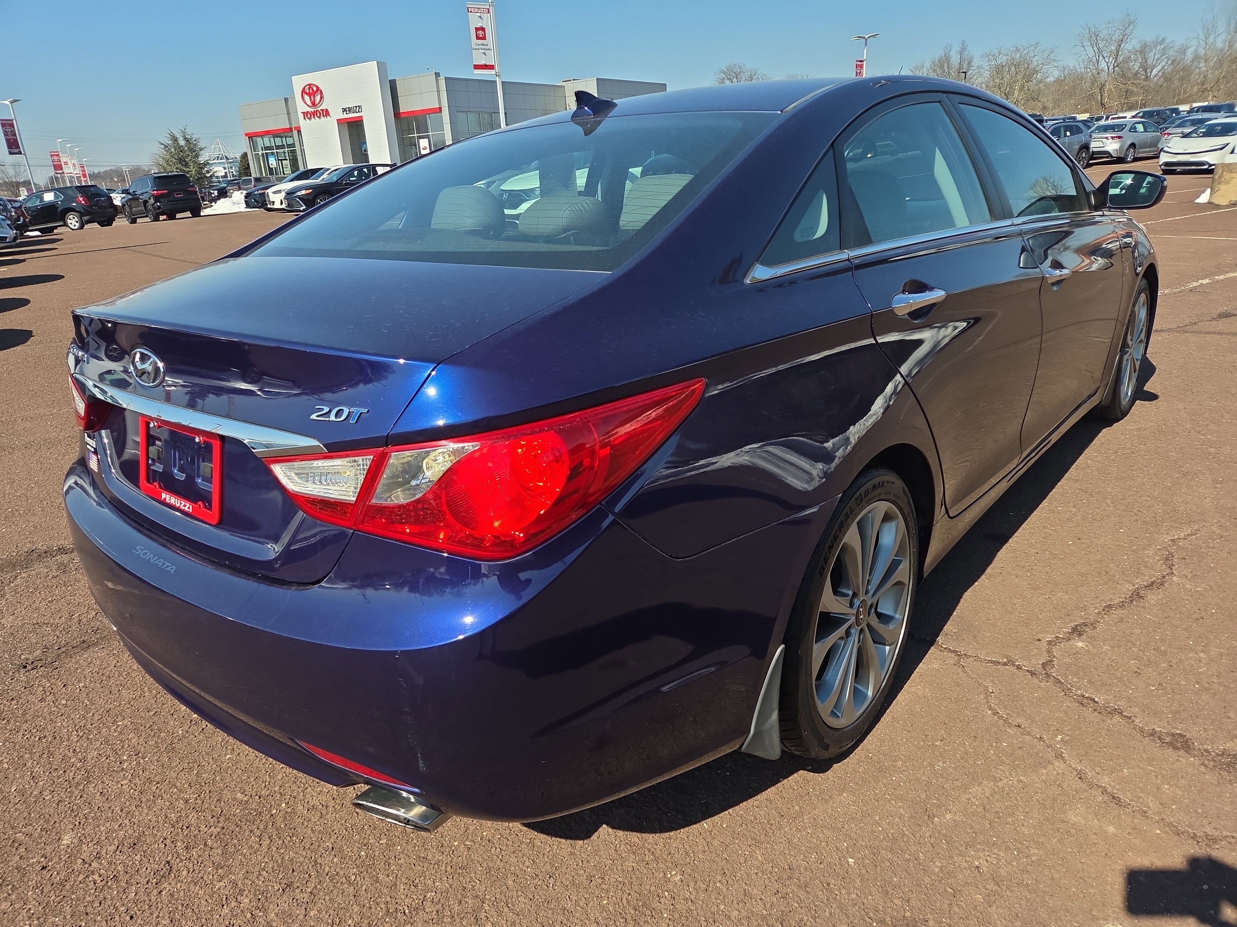 Used 2013 Hyundai Sonata SE image 3