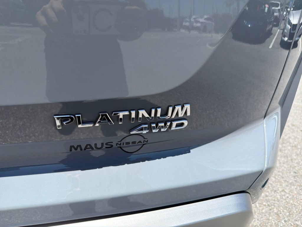 Certified 2024 Nissan Pathfinder Platinum AWD/4WD image 12