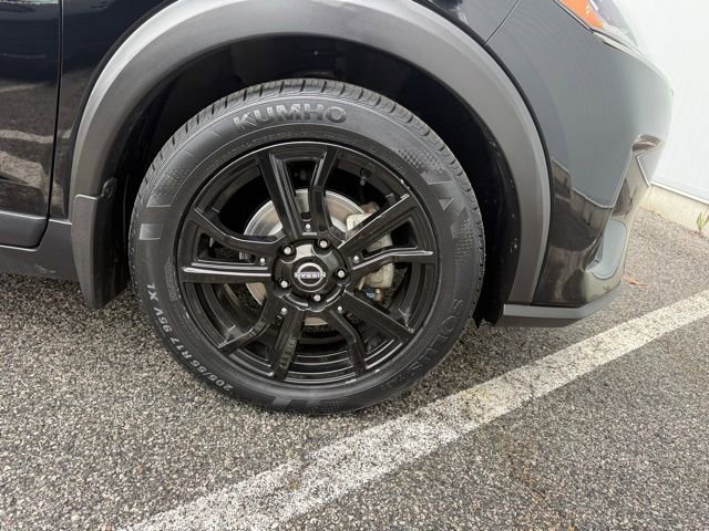 Certified 2023 Nissan Kicks SR w/ SR Premium Package FWD image 11